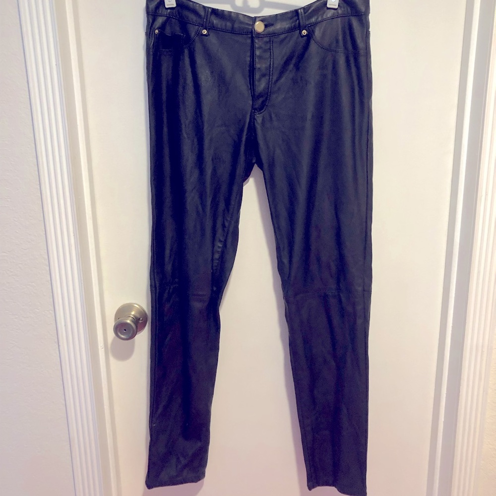 Faux leather two pocket pants